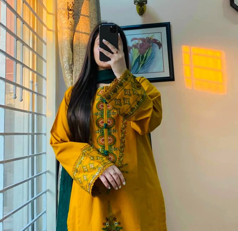 Embroidery Three Piece Collection - Image 2